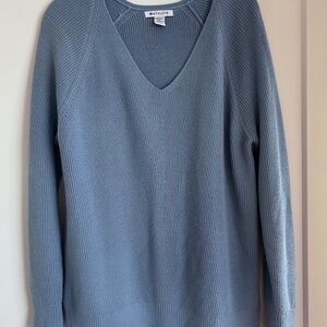 Athleta Hanover Refined Merino Wool V-neck Sweater